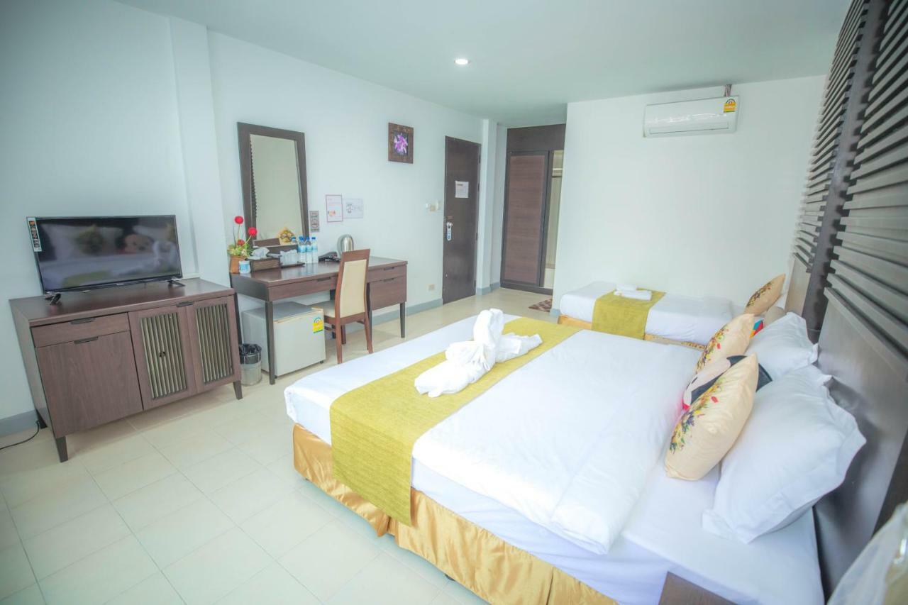 Sino House Patong Hotel Exterior foto