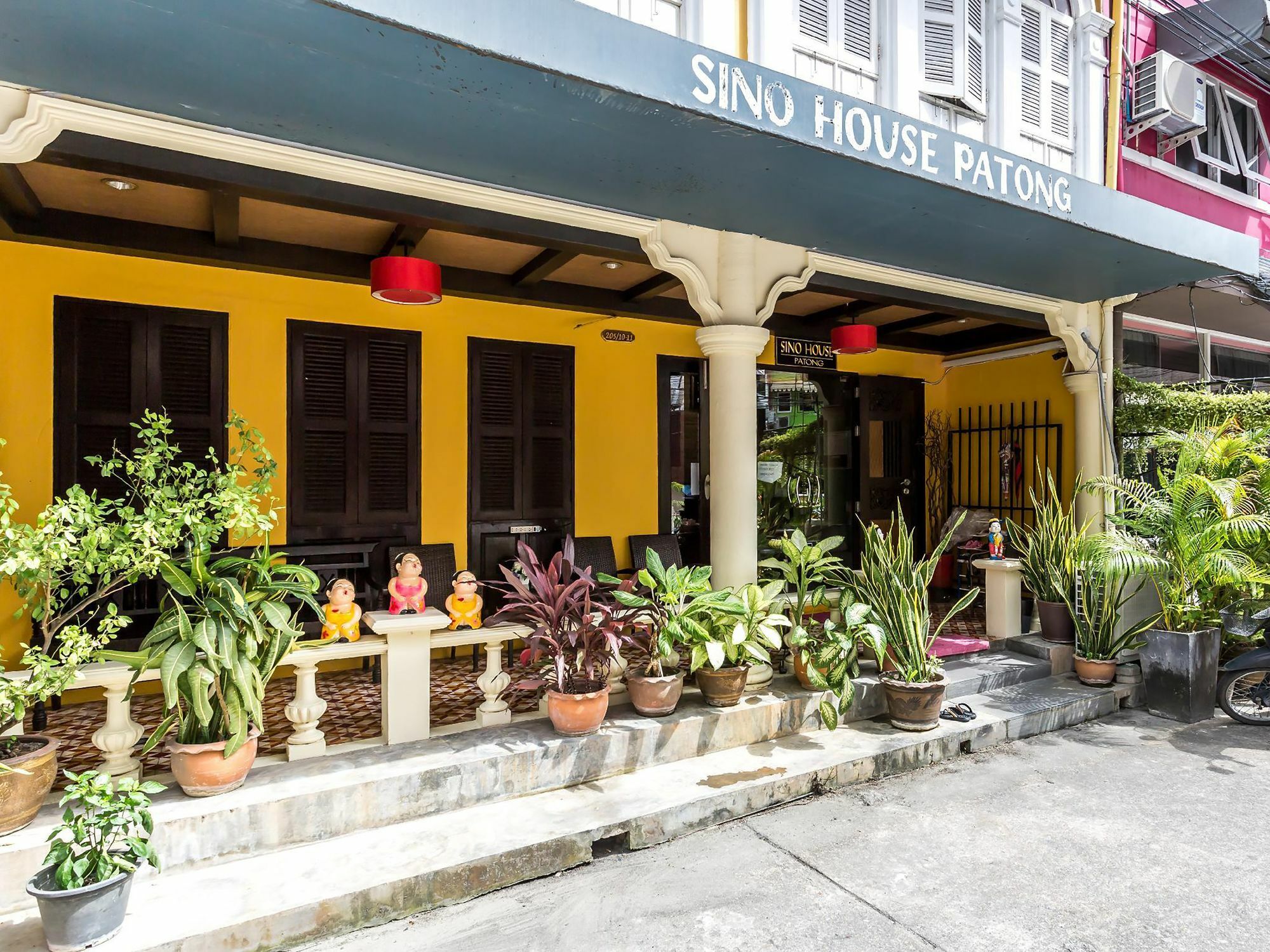 Sino House Patong Hotel Exterior foto